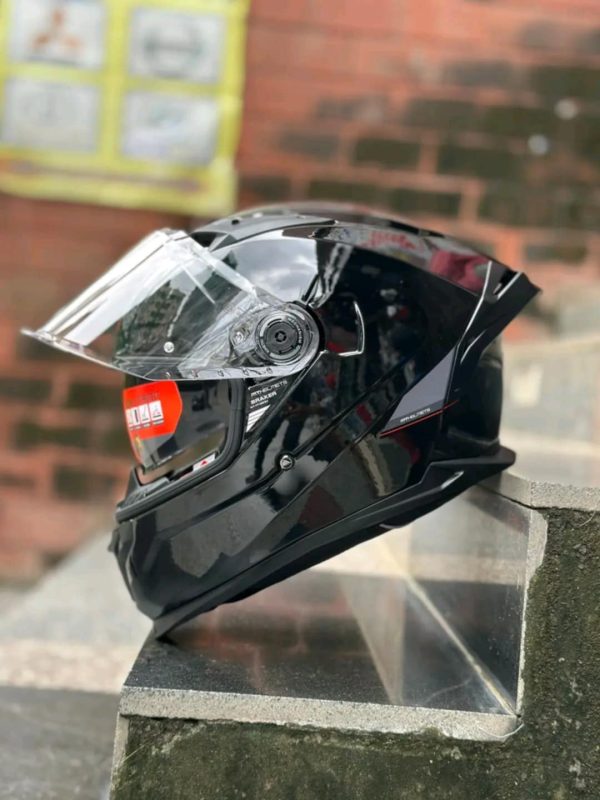 MT Helmet-Braker SV - Image 3